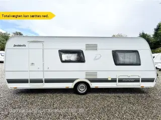 2016 - Dethleffs Camper 530 FSK   Franskseng-Køjer-Gulvtemp-Telt-Aircon