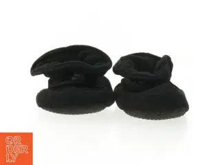 Babyfutter fra Melton (str. 13 cm)