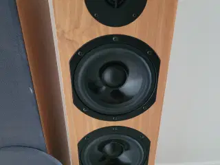 Onkyo 7.2 + surround højttaler 