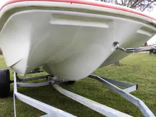 Dory  Dell Quay 12 fod trolling båd uden trailer 
