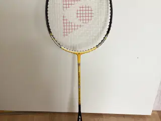 Super let YONEX ISOMETRIC DELTA 3 badmintonketcher