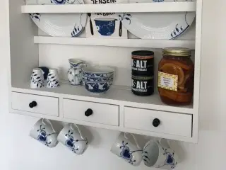 Nostalgisk Amagerhylde / Tallerkenrække