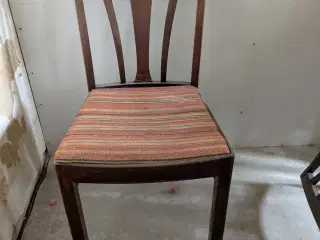 11 spisebordsstole 