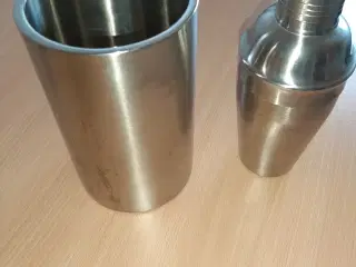 Flaskekøler og chaker i  stål 