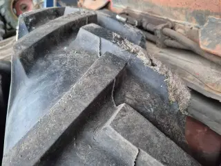 Ford 4000/4100 fælge og dæk
