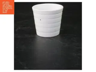 Lille hvid vase (str. 6x7 cm)