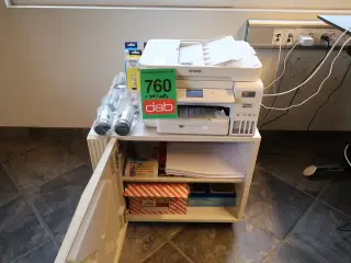 Epson ET-4856 printer + Bord med indhold