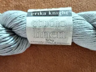 Studio linen 