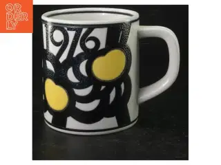 Årskrus Royal Copenhagen 1976 (str. 11,5 x 10 cm)