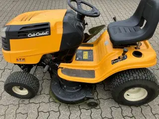 Cup Cadet LT 2  Havetraktor