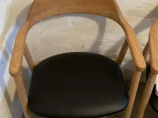 Newton spisebordsstole. 4 stk.