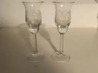 Graverede glas