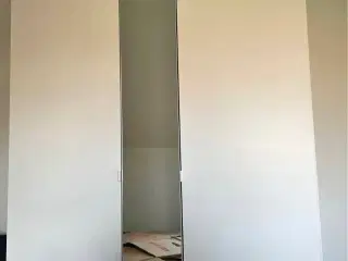 Ikea garderobeskab med spejl 