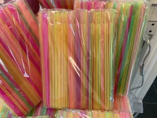 100 stk. Plastik sugerør med Ske ( Slushice sugerø