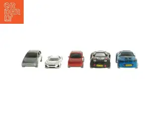 Fem små legetøjsbiler (str. ca. 8 cm)