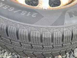 2x2 stk. Vinterdæk på fælge 215/65/R16