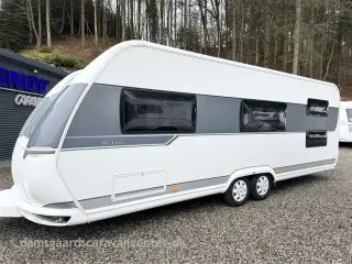 2015 - Hobby De Luxe 650 KMFe   Dobbeltseng-Køjer-Telt