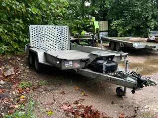 Ifor Williams GH126BT maskintrailer