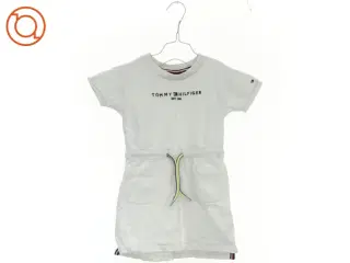 Kjole fra Tommy Hilfiger (str. 104 cm)