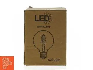 LED pære fra DA&#39;CORE (str. 14 cm)