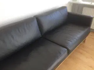 Sofa (Skipper funiture)