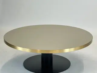 GUBI | 2.0 Coffee Table (Beige)