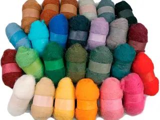 Kartet Uld i Ass. Farver - 26x25g til Kreative Projekter