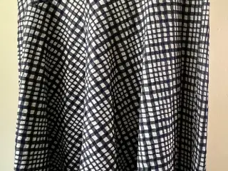 By Malene Birger, superflot nederdel, str 40