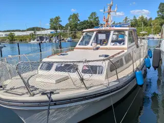 Jupiter 31 motorbåd fra 1979 med en 150 hk ford