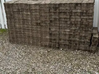 Gratis terrassefliser - Klar til afhentning 