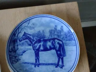 6 Hesteplatter, Tove Svendsen