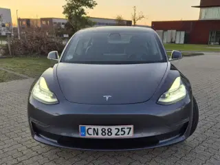 Tesla model 3 long range