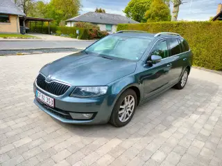 Skoda Octavia 2,0 TDi 150 Ambition Combi DSG