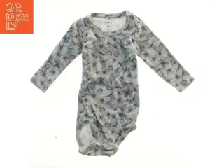 Langærmet bodystocking med blomsterprint fra Name It (str. 62)