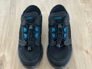 ECCO EXOSTRIDE størrelse 41 (herre)