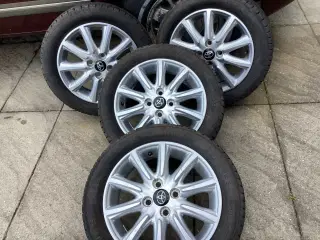 Org. Toyota alu fælger med dæk.