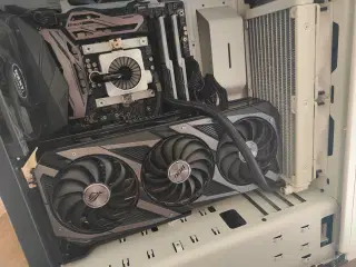 Gaming PC. med Asus Strix RTX3070