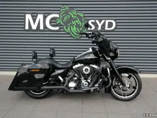 Harley-Davidson FLHX Street Glide MC-SYD       BYTTER GERNE