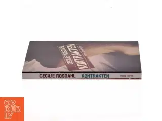 Kontrakten : roman af Cecilie Rosdahl (Bog)