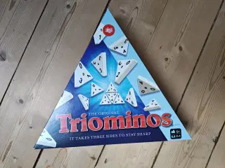 Triominos Brætspil
