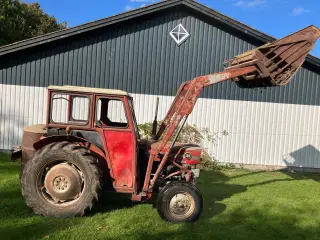 Massey Ferguson 135