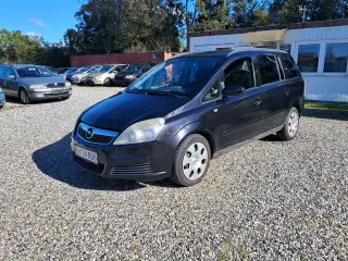 Opel Zafira 1,8 16V Limited 7prs