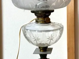 Smuk gammel elektrisk "petroleumslampe"