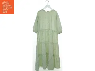 Lang grøn kjole fra H&M (str. 146)