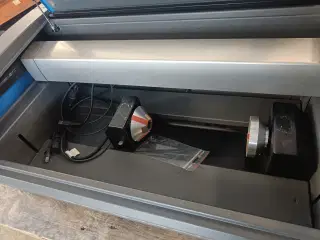Universal Laser og graver 