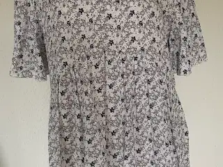2 flotte sommerkjoler f Pomelo Italy, pris pr. stk