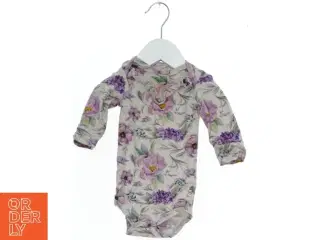 Blomstret bodystocking til baby fra Müsli (str. 62)