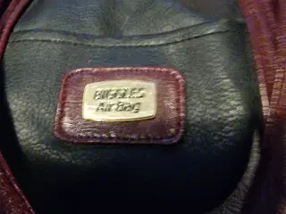 BIGGLES AIR BAG 