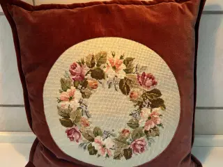 4 stk  forskellige sofa puder, Vintage