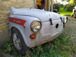 ½ Fiat Abarth 600